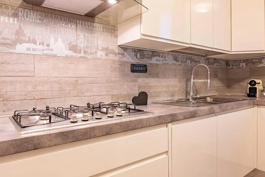 شقة Guest Planet Elegant Flat M2 Buenos Aires Loreto ميلان إيطاليا
