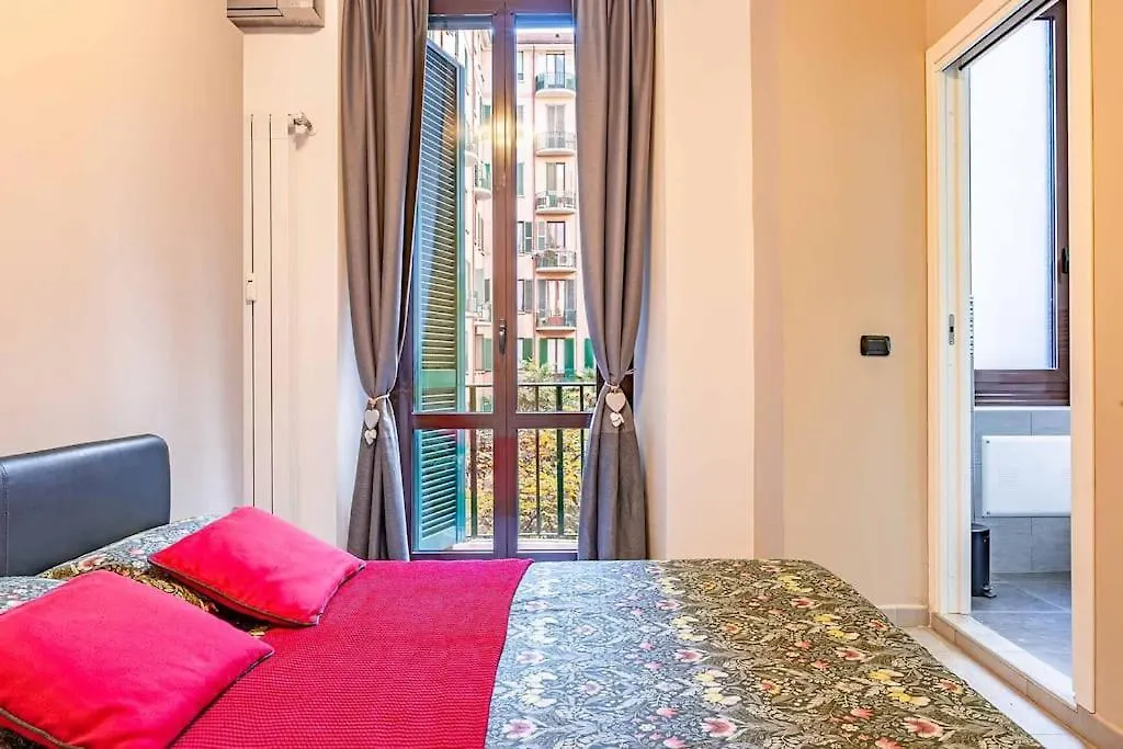 Guest Planet Elegant Flat M2 Buenos Aires Loreto ميلان 0*,  إيطاليا